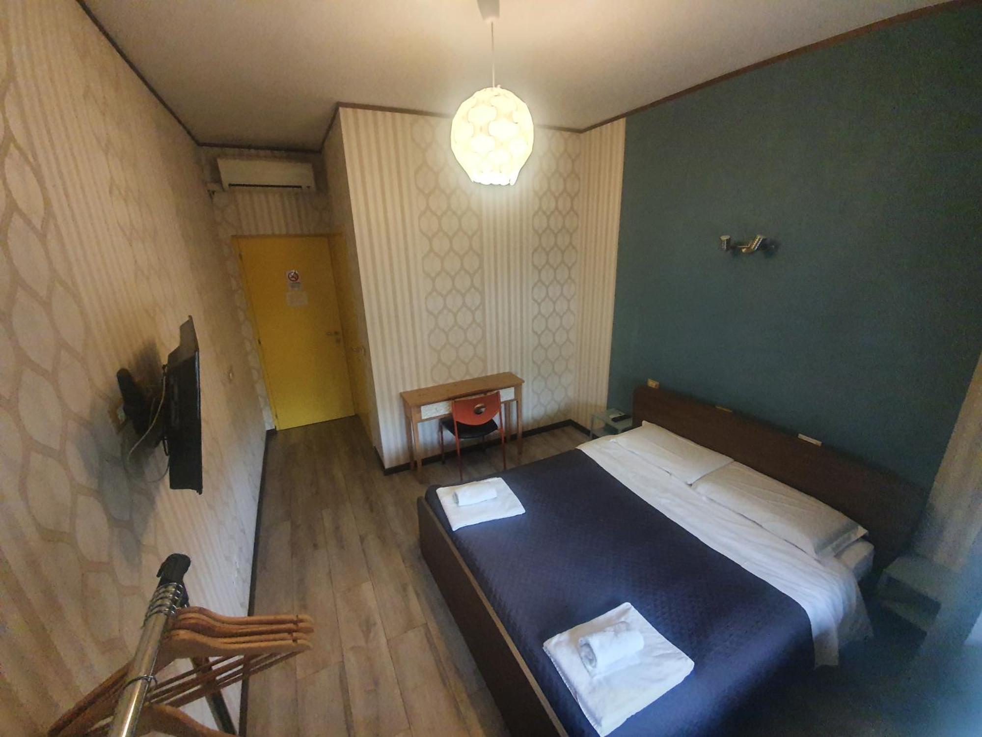 Sira House Milano Hotel Exterior photo